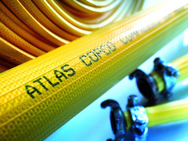 Круглые резиновые шланги в сборе с зубчатыми муфтами и хомутами