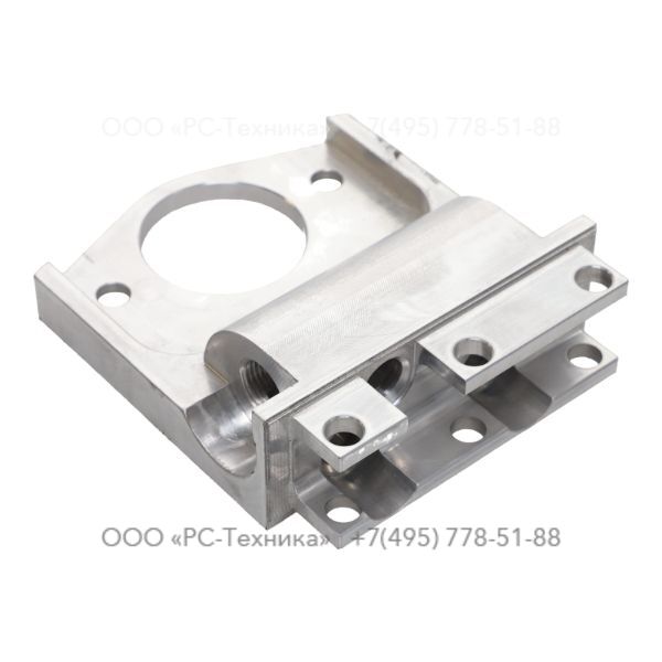 3379000001 MOTOR FLANGE