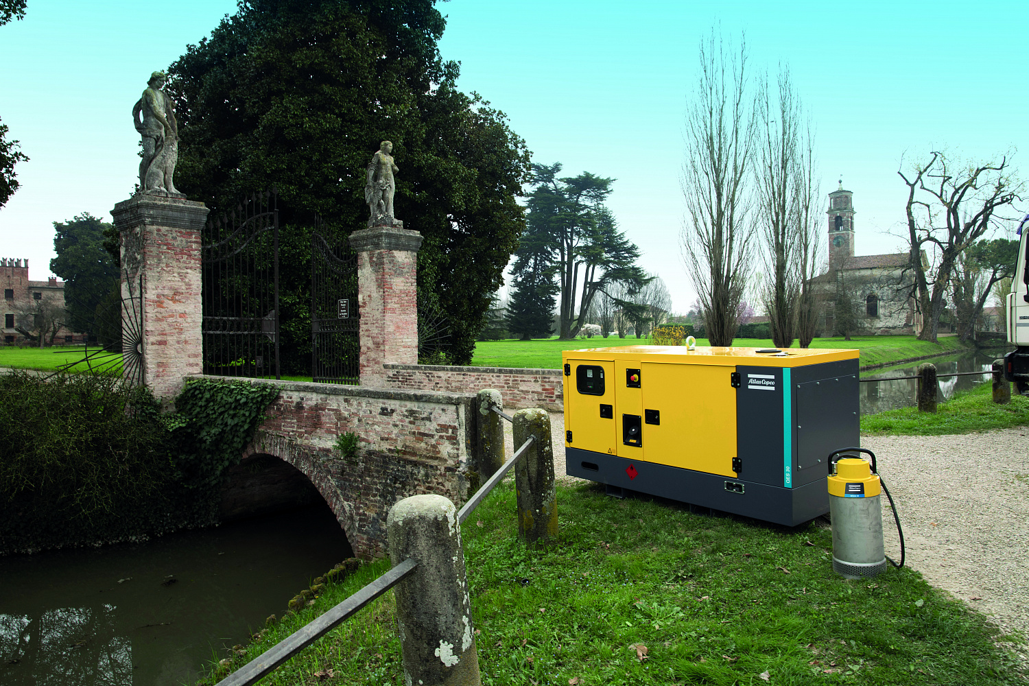 Дизельный генератор Atlas Copco QES 250U