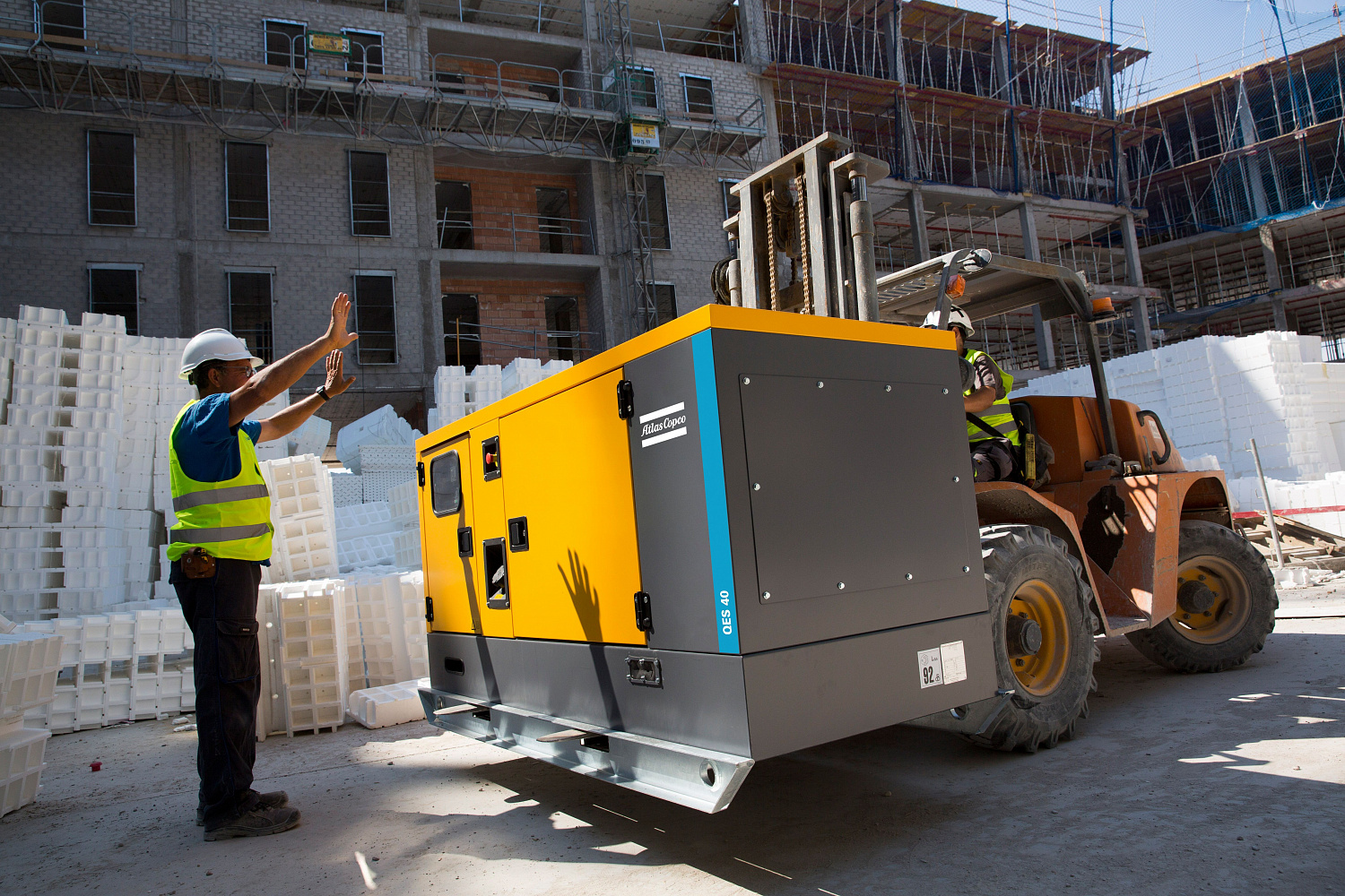 Дизельный генератор Atlas Copco QES 65